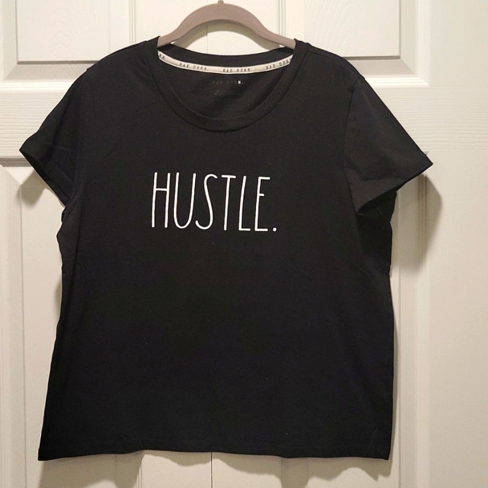 ❤️Rae Dunn🖤Hustle Tee